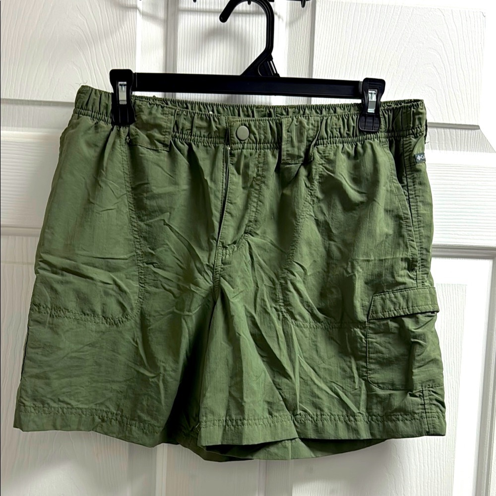 Columbia Green Cargo Shorts with Elastic Waistband A-6